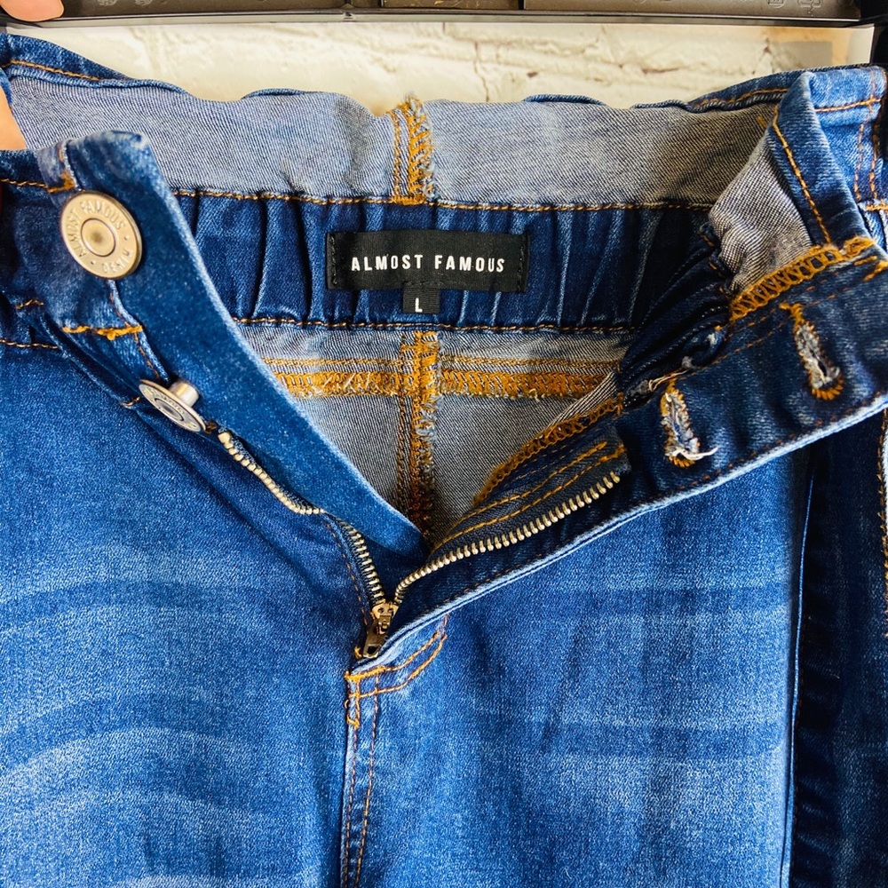 Almost Famous Cuffed High-waist Jeans: Size Large - Picture 6 of 8
